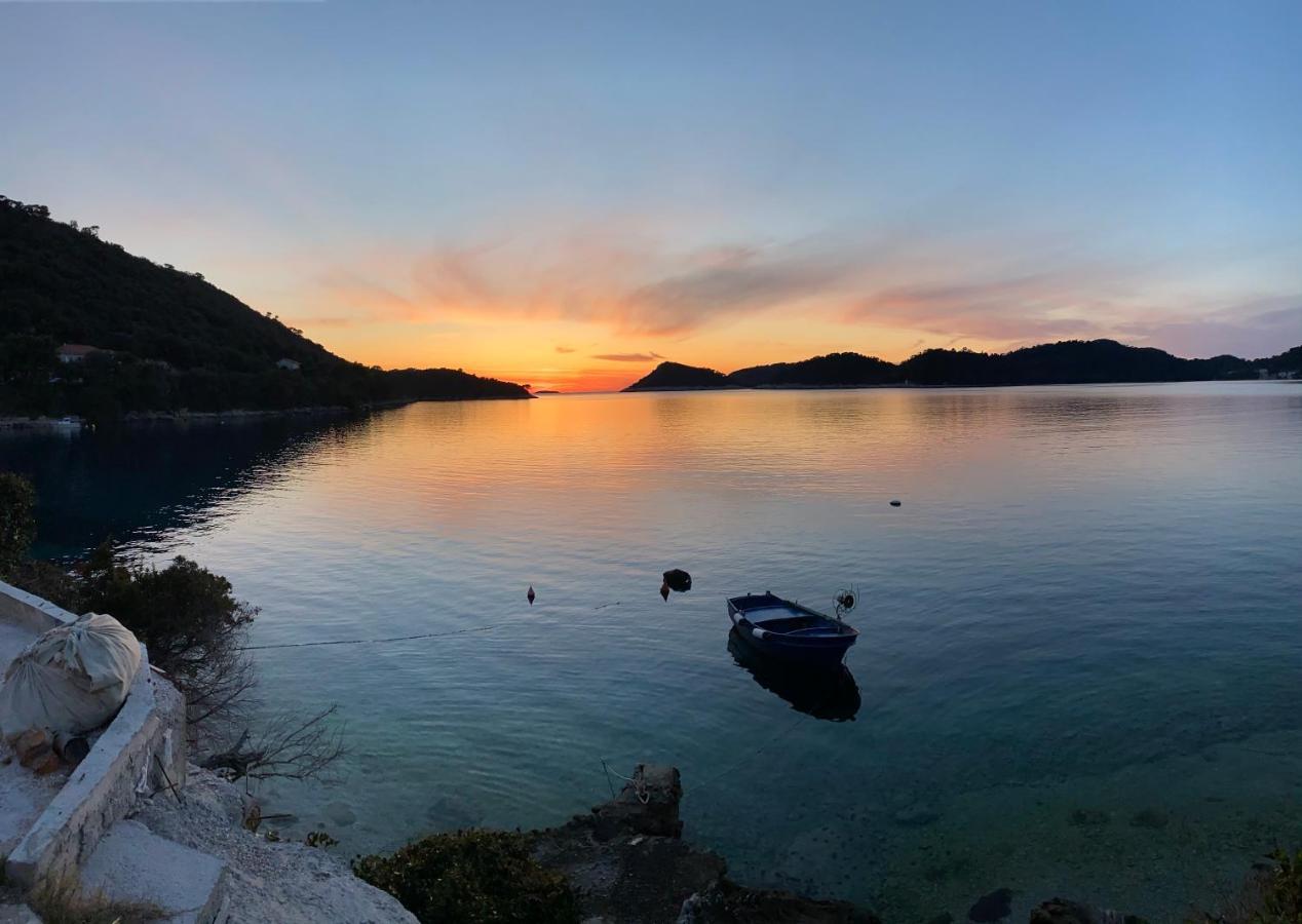 Villa Iva Lastovo Uble Eksteriør billede